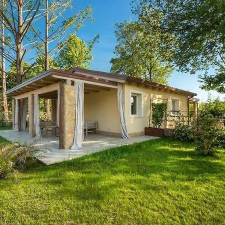 Masseria Gianna Dei Marmi Bed & Breakfast 4*